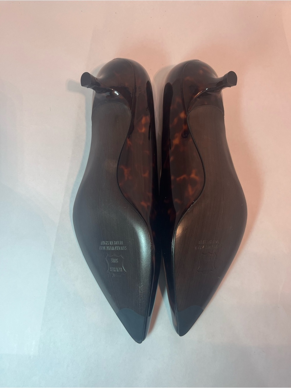 Stuart Weitzman Pointed Toe Tortoiseshell Patent kitten heels (never worn) - Picture 4 of 8